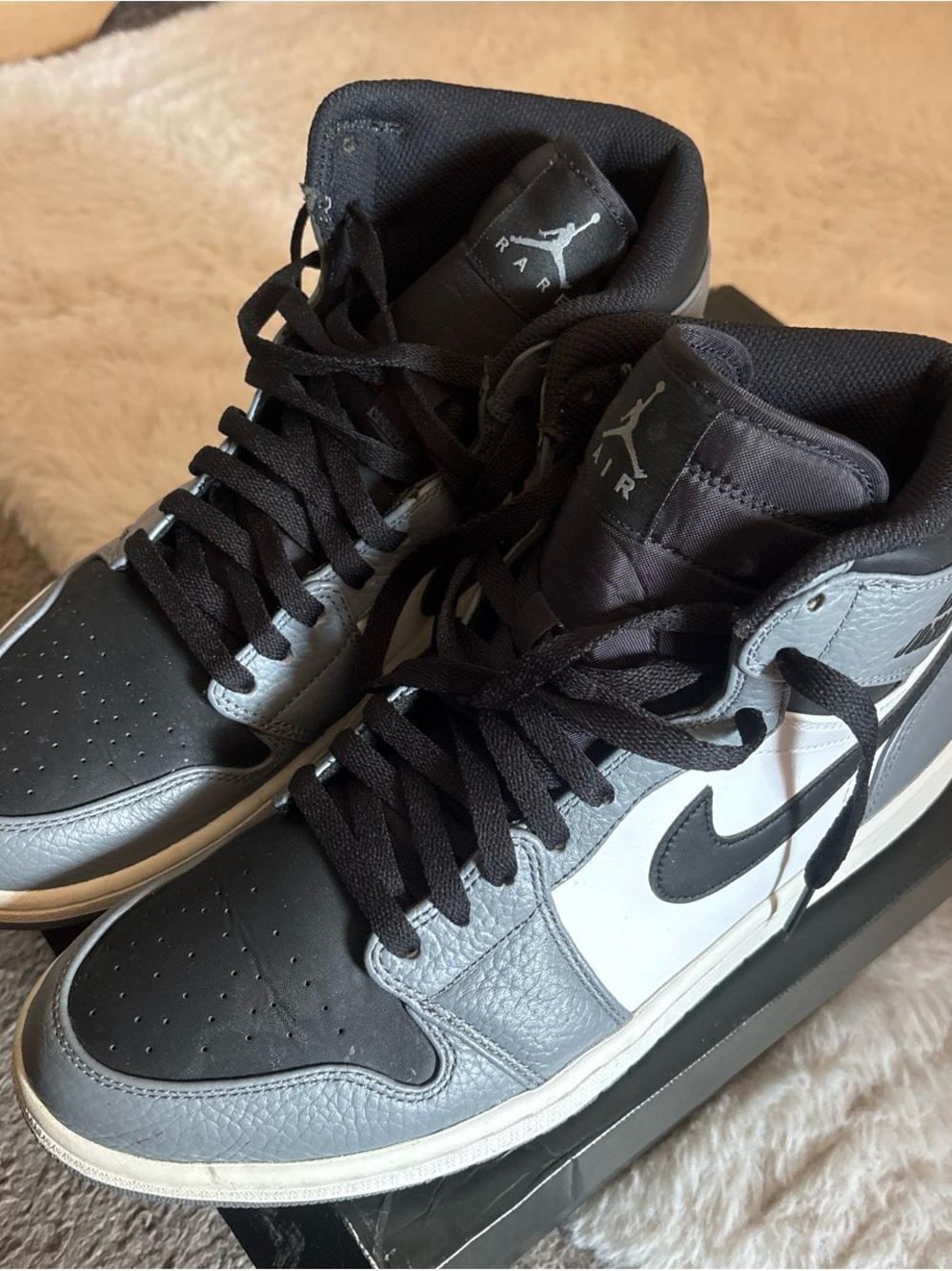 Air Jordan 1 Retro High Rare Air Cool Grey – Men’s Size 12